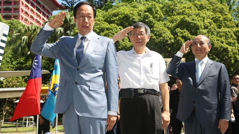 柯Ｐ為何深陷兩岸雷區？