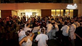 （巴西里約熱內盧醫院火災！醫院漫布濃煙　至少10人喪命）
巴西,里約,醫院,火災
（圖／翻攝自O Globo 臉書）
https://www.facebook.com/jornaloglobo/?hc_ref=ARQIFXAaKDwkzLtOO8bmSnJQM3PiITZq1jD7IUt26bxshR0QLdWXBm88U6MLN52IuAQ&fref=nf&__xts__[0]=68.ARA1s