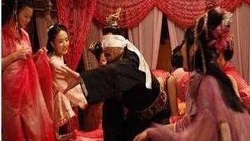 皇上不要啊！他下令童女…滿足私慾！