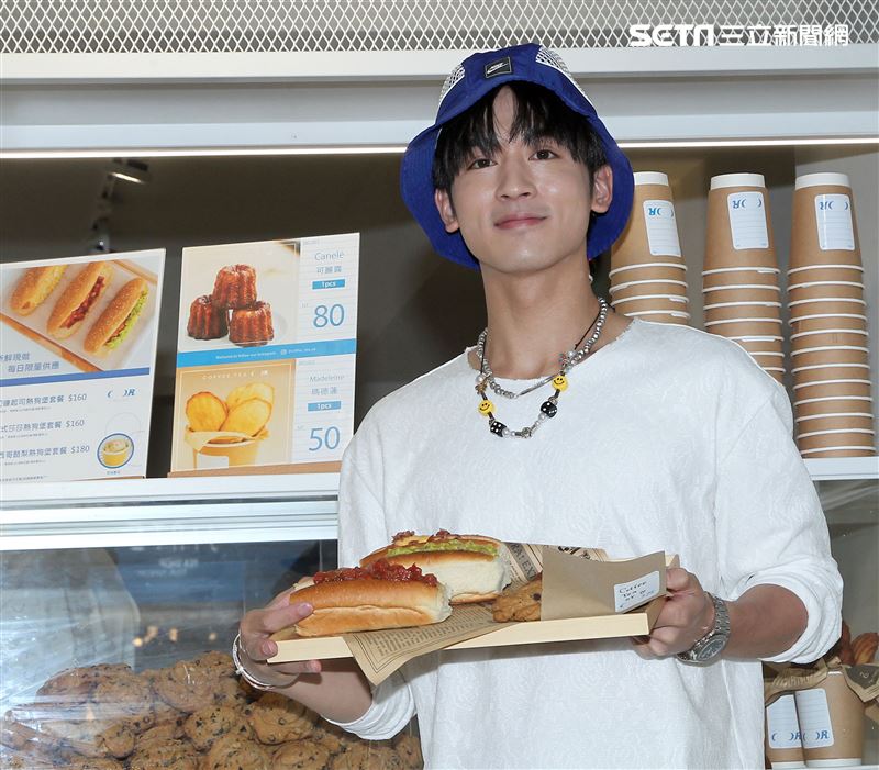 吳思賢投資百萬當咖啡茶飲老闆！累到「暈倒起不來」竟自律神經失調。（記者邱榮吉/攝影）