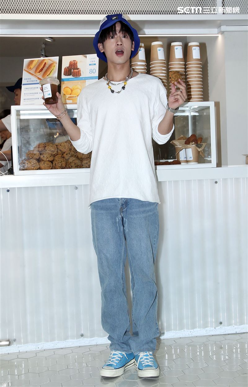 吳思賢投資百萬當咖啡茶飲老闆！累到「暈倒起不來」竟自律神經失調。（記者邱榮吉/攝影）