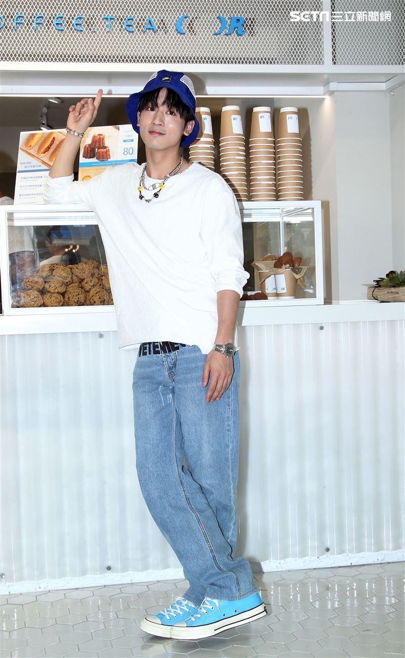 吳思賢投資百萬當咖啡茶飲老闆！累到「暈倒起不來」竟自律神經失調。（記者邱榮吉/攝影）