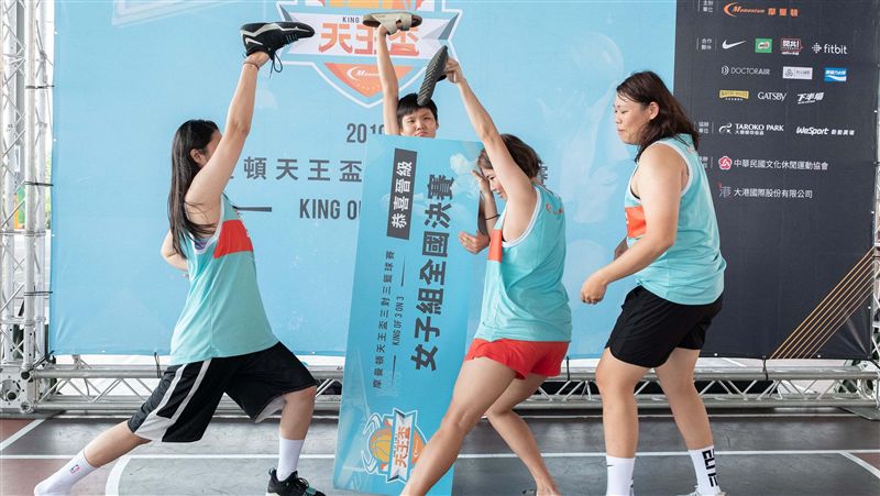 三對三／小甜心踢鐵板　無緣4連霸