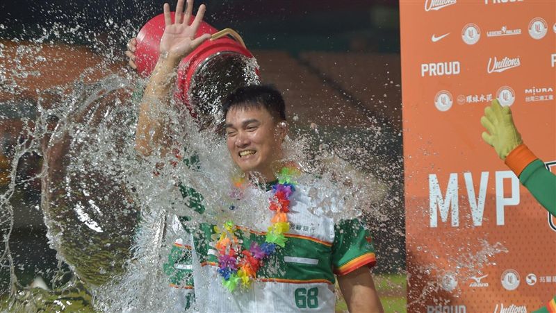 獅象衝突經典一戰　比17局還久