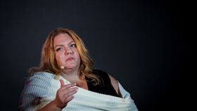 
資訊戰專家馬克烏（Molly McKew）接受中央社專訪時表示，媒體識讀很重要，面對假訊息攻擊，民眾不僅要思考新聞真假，也要思考這些訊息出現目的為何。中央社記者吳家昇攝　108年9月14日