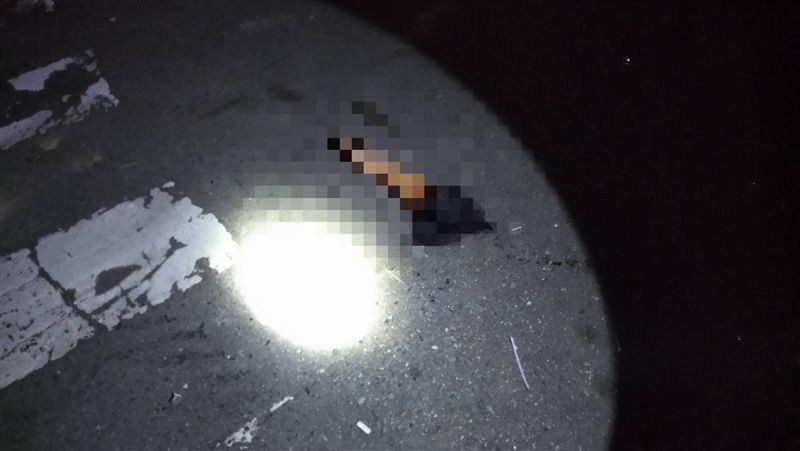 嘉義死亡車禍！男左臂「斷肢」掉馬路
