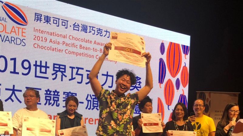 風味獨特　屏東可可揚威世界巧克力賽