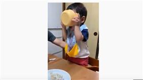 圍兜兜,紅豆湯,兒子,自己吃飯,日本,父母,神救援,爆笑公社