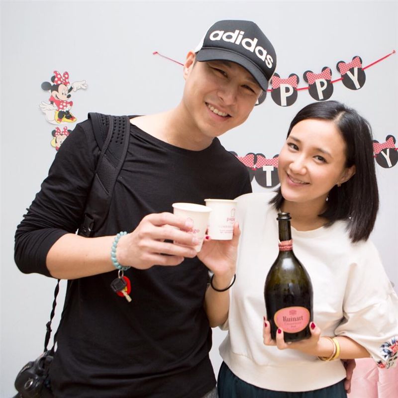 何妤玟（右）與邵天成（左）離婚5年。（圖／翻攝自何妤玟臉書）