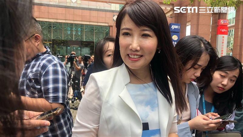 前美女主播偷做1事　女兒驚喊別亂來