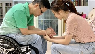 醫生老公癱瘓　她不離棄只因這句誓言