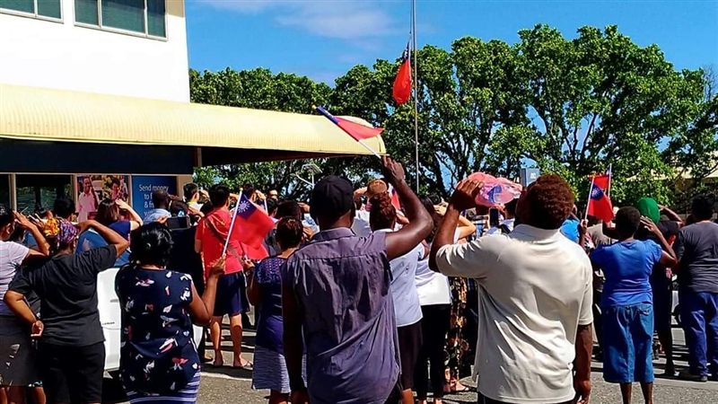 藍營批三年斷6國　網：沒種罵習近平