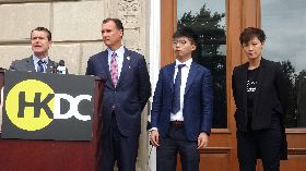 尋求話語權  黃之鋒等支持香港民主會