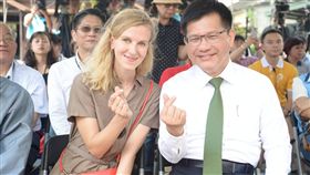 林佳龍,卡佳,石虎,集集列車彩繪典禮,交通部觀光局提供