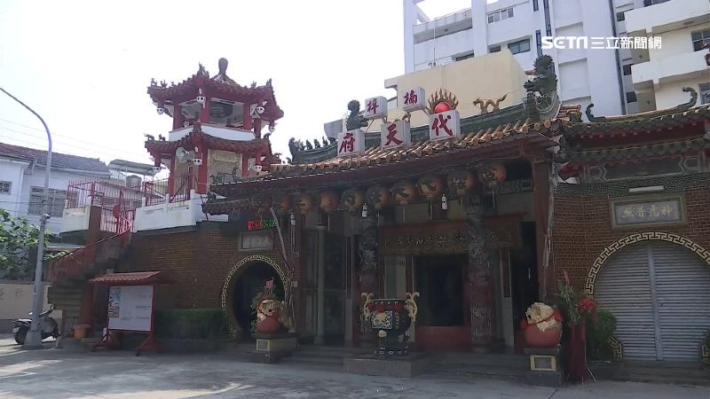 楠梓好多代天府！運將迷路崩潰求助警
