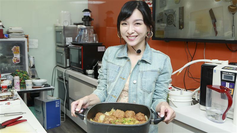 前主播光速產二胎復出　曝退役主播謎