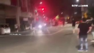 警察鳴槍也不怕！惡煞又砸連千毅倉庫