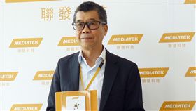 蔡明介：併購是聯發科成長重要策略之一聯發科無線通訊研發大樓19日開放媒體參觀，董事長蔡明介表示，併購是聯發科成長重要策略選項之一，內部有策略團隊針對未來成長方向評估，天天都在看，併購範圍不限於無線通訊領域。中央社記者鍾榮峰攝  108年9月19日