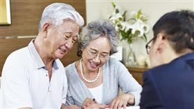 名家專用/MyGonews/國人壽命創新高，電梯大樓租買、銀髮繼承、以房養老夯（勿用）