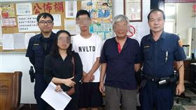 苗栗縣,輕度失智症,自行開車,幫助,返家(圖/警方提供)中央社