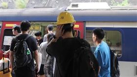 香港,反送中,鐵路,支持警方,與暴力割蓆(圖/中央社)