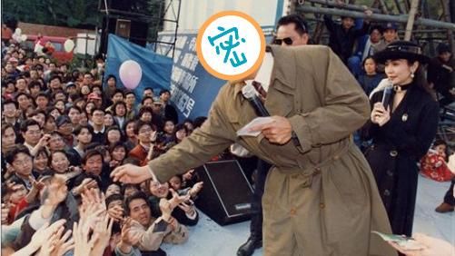 陳美鳳曬工地秀舊照　驚見國際巨星