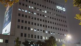 OTT浪潮衝擊韓國三大無線電視台全球OTT串流影音浪潮衝擊韓國三大無線電視台。圖為位於首爾汝矣島的KBS電視台別館。中央社記者廖禹揚首爾攝　108年9月21日