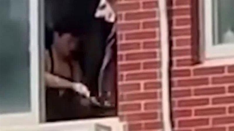 「小當家」上身？陸男大生寢室翻鍋炒
