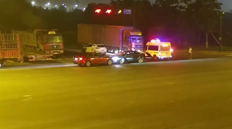 嗆聲撞車對決！他約戰後卻報警抓人