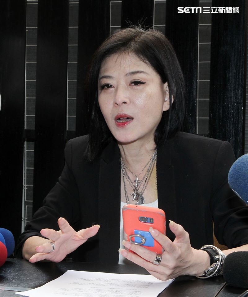 火鍋美魔女孫筱渥氣死被叫「60歲嬤」，大方公佈自己真實的年紀。（記者邱榮吉/攝影）