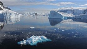 聯合國政府間氣候變遷問題小組（IPCC）的最後一次評估指出，南極洲的融冰將使海平面至多上升16公分。（圖取自Pixabay圖庫）