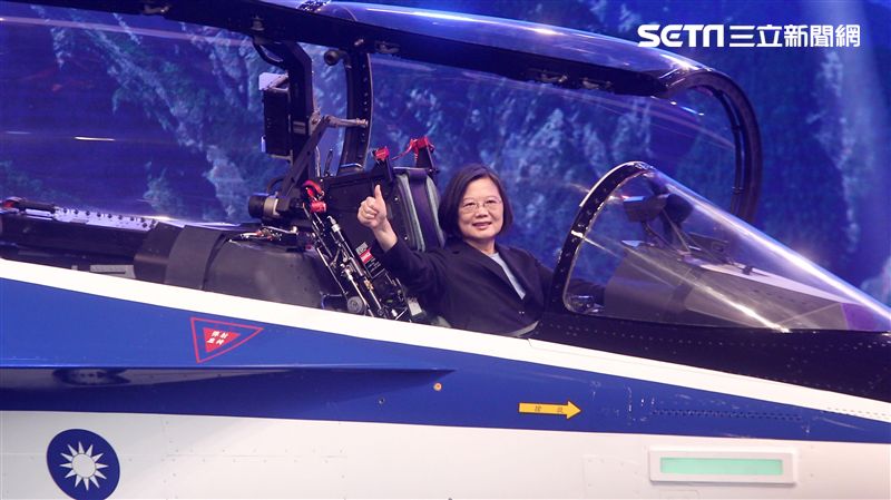 小英兌現國機國造政見　韓慘遭打臉