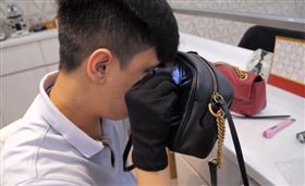 網紅砸70萬開箱！驗連千毅名牌包　看車線後…當舖說話了（圖／翻攝自烏鴉 YouTube）