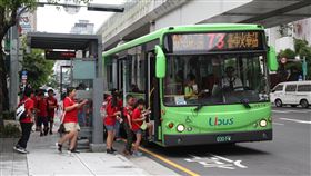 中市府調整補貼機制　改善公車誤點脫班台中市公車實施10公里免費優惠，台中市交通局24日宣布，補貼機制從原本的「里程為主」調整為「以人為主」，督促客運業者檢討運能與調整班次。（台中市政府提供）中央社記者郝雪卿傳真　108年9月24日