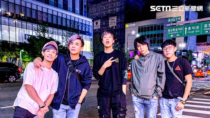 這樣也行？八三夭學韓文「手抄」曝光