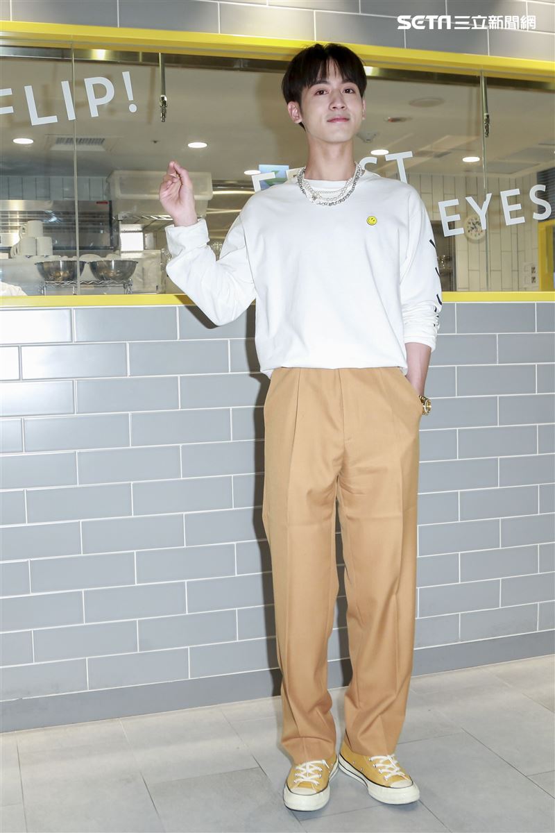 小樂吳思賢出席FLIPPER’S開幕一週年紀念活動。（圖／記者林士傑攝影）