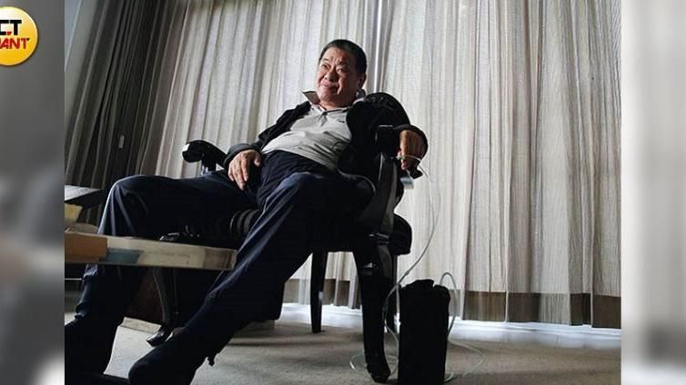 兒開跑車住豪宅！影劇大亨幫繳卡費