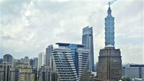 信義區超豪宅「陶朱隱園」，單戶最少上看18億元超級豪宅。（記者邱榮吉/攝影）