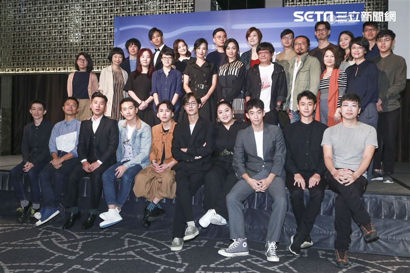 韓國釜山影展行前記者會全體參展人員合影。（圖／記者林士傑攝影）