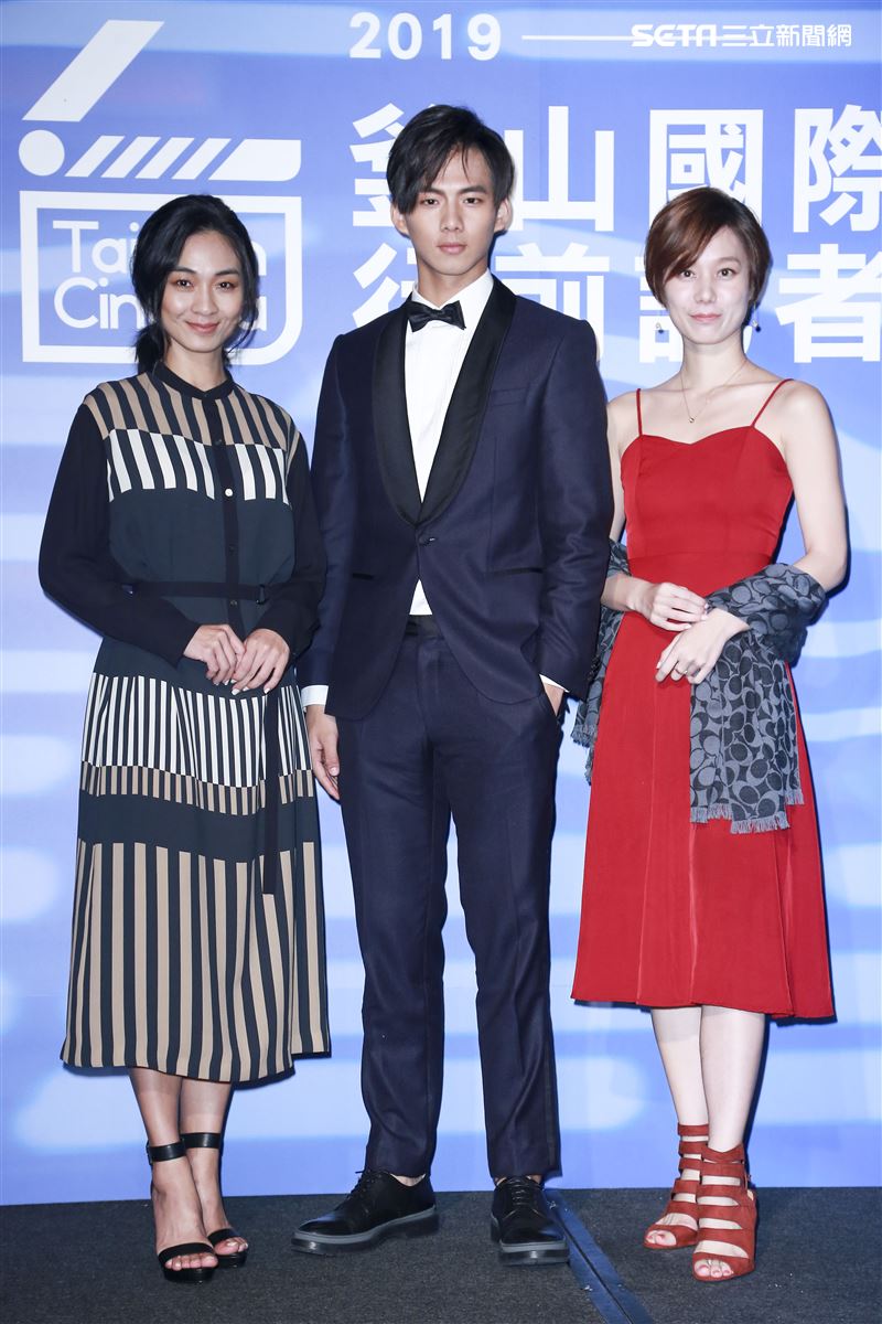 韓國釜山影展行前記者會《菠蘿蜜》共同導演暨表演指導陳雪甄、演員吳念軒、許乃涵。（圖／記者林士傑攝影）