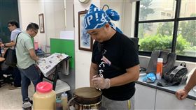 廣德家,韓粉,擺攤,煎餅,罷韓