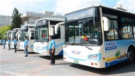 澎湖縣,公共車船處,彩繪公車,以客為尊,服務(圖/中央社)