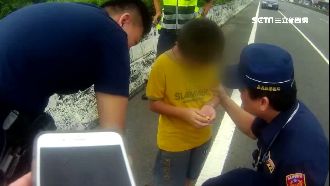 男童獨自走路返家　警想護送慘遭拒絕