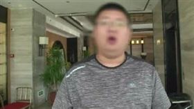 減肥營偷吃火腿！120公斤男被開除…爆氣：我有分室友吃（圖／翻攝自微博）