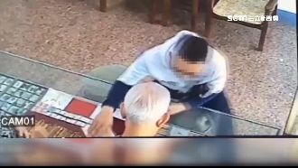 搶金飾嫌不夠！囂張賊再回頭搶機車