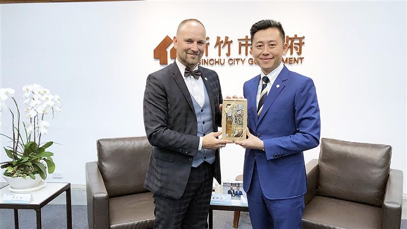 斯洛伐克省長訪竹市府　促進國際交流