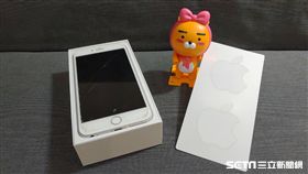 IPHONE開箱附LOGO貼紙