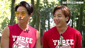 男神坤達及「國光女神」安苡愛近日上外景節目《綜藝3國智》。圖／台視提供