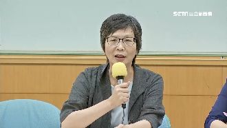 爆早8天知退選　蔡壁如3度致歉郭董