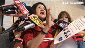 恬娃挺郭台銘 記者林恩如攝影